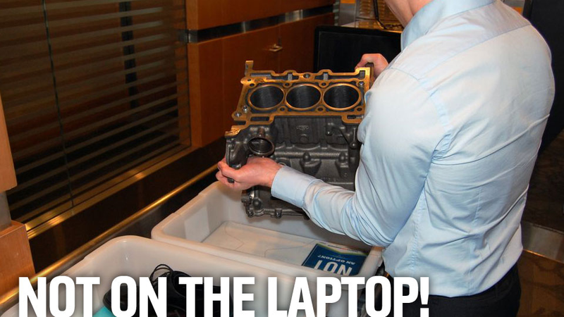 Illustration for article titled Ford Built An Engine So Small They Were Able To Send It Through Airport Security
